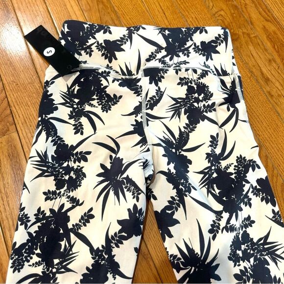 Mono B ivory black corset style sports bra leggings active set small NWT - Picture 6 of 9